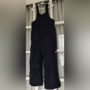 Osh Kosh size 6X snow pants bib navy color, like new